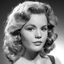 Tuesday Weld als Mrs. Prendergast