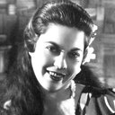 Aggie Auld als Hula Dancer
