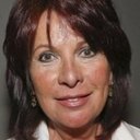 Nora Tilley als Psychiatrist