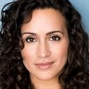 Melissa Marty als Elizabeth
