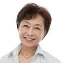 Akiko Tsuboi als Kanae Hoshino (Tetsurô's mother) (voice)