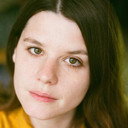 Lucie Guien als New neighbor