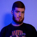 Kian Zwicker, Online Editor