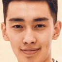Yelaman Yessentaev als Adil