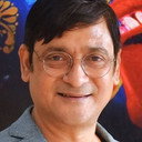 Subrat Dutta als Bose