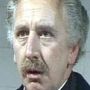 Trevor Baxter als Professor Litefoot