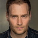 Joe Hughes als Sikes