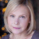 Annabelle Lanyon als Oona