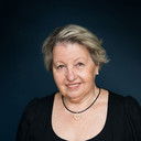 Sarah Camp als Frau Möller