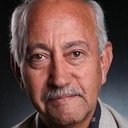 Naqi Seif-Jamali als Mr. Fazli