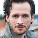 Aaron McDaniel als Alex Jarvis