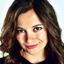 Dilan Demirel als Selda