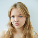 Evelyn Sims als Margot