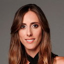 Daniela Camaiora als Lilian Berkinson-Mayer