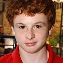 Michael Kanev als Chester Jones