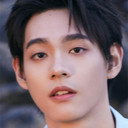 田鸿杰 als Zhang Ruoxi