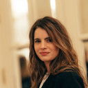 Aurore Erguy als Zoe