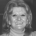 Nisa Serezli als 