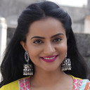 Aastha Chaudhary als Madhavi Singh