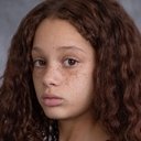 Anaya Rose als Amelia