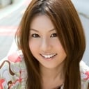 Yui Tatsumi als Ryoko