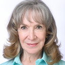 Mickie Pollock als Two-Mop Maggie
