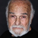 Erol Aksoy als 
