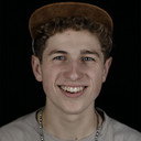 Jacoby Lundgren als Gustaf