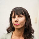 Loreto Leonvendagar als Waitress