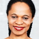 Regina Advento als Self