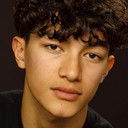 Cruz Abelita als Messenger Boy (uncredited)