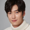 나인우 als Yoo Ji-hyeok