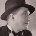 Martin Walker als Hankinson