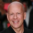 Bruce Willis als Mikey (voice)