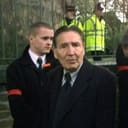 Frankie Fraser als Pops Den (as 'Mad' Frankie Fraser)