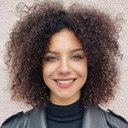 Катерина Дичка als Assistant