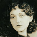 Natalie Kingston als Carmen Mendoza