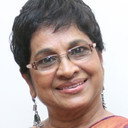 Swarna Mallawarachchi als Manorani Saravanamuttu