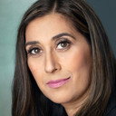 Yasmin Abidi als Evie