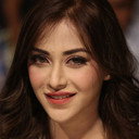 Angela Krislinzki als 
