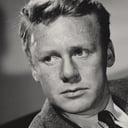 Van Johnson als Father Chase: The 'In' Group