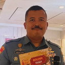 Ahmad Yusub als May Jen Yusuf