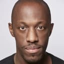 Giles Terera als Waiter