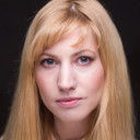 Lenka Olšanová als Lady in Waiting