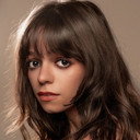 Taylor Castro als Ayla Ruiz