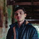 Thiago D'Araújo als Chris