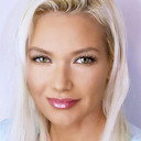 Bunny Stewart als Desiree