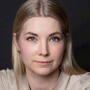 Jaana Joensuu als Kaarina Lahtinen