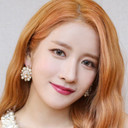 엑시 als Self - Contestant