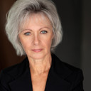 Yvette Ferguson als Mrs. Fuller